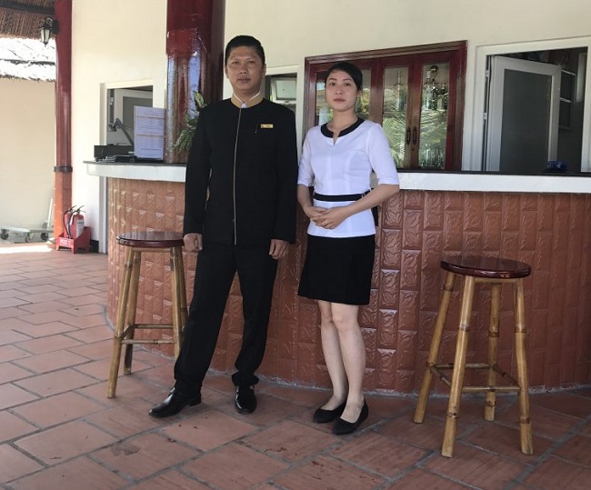 Đồng phục nhà hàng khách sạn Mường Thanh.
