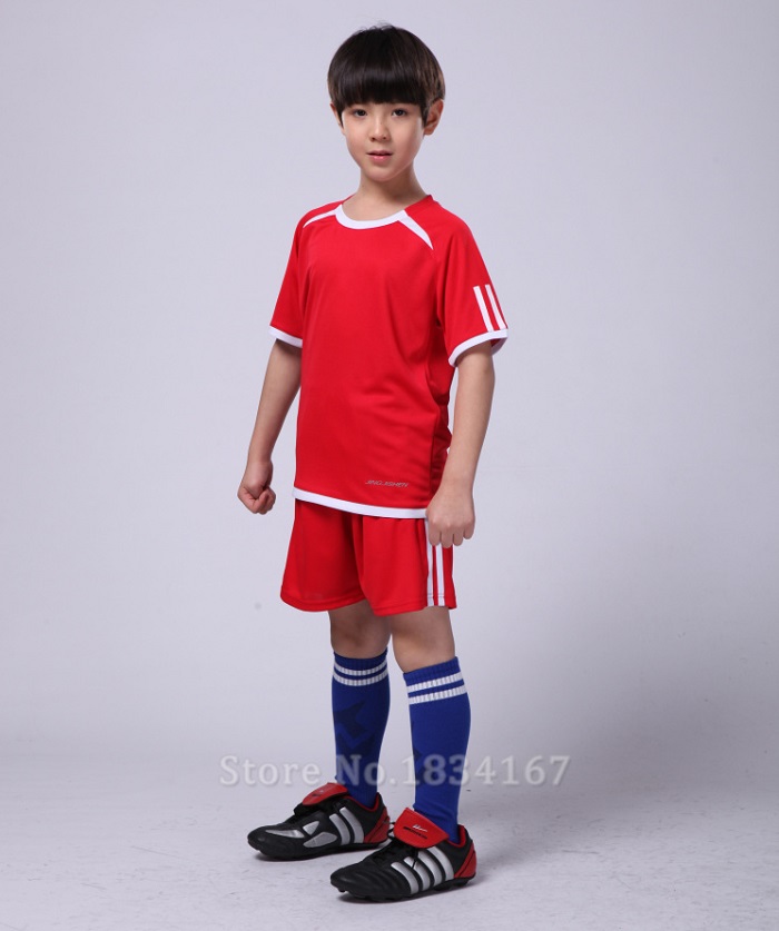 Quần áo bóng đá trẻ em